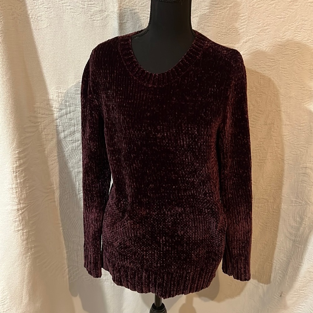 Orvis sweater,‎ size small
